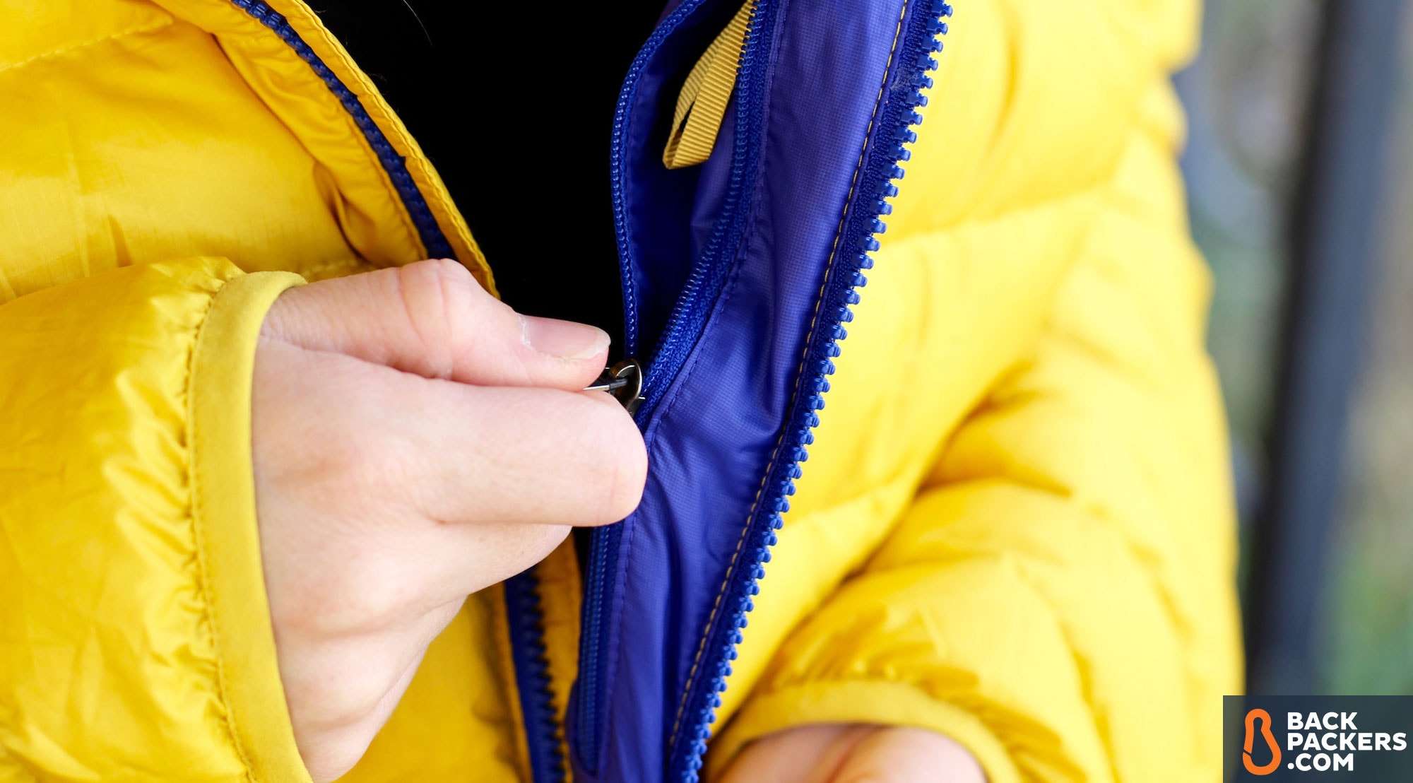 Backpackers' Guide to Down Jackets 6 backpackers-guide-to-down-jackets-internal-zipper