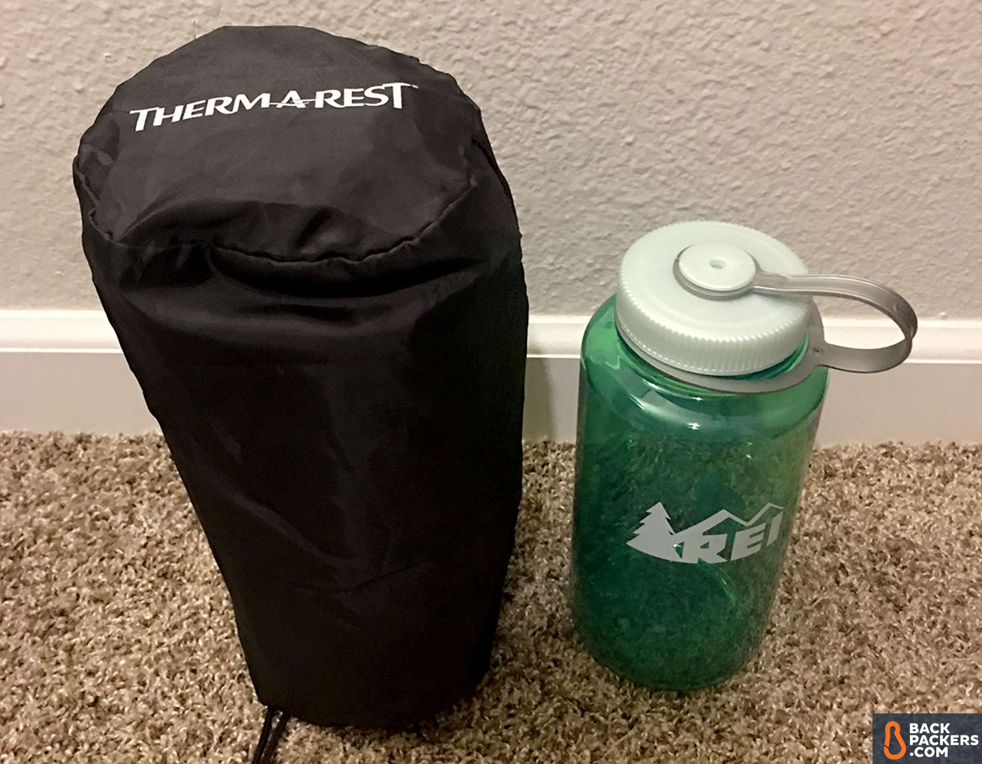 therm-a-rest-neoair-xtherm-review-size-comparison