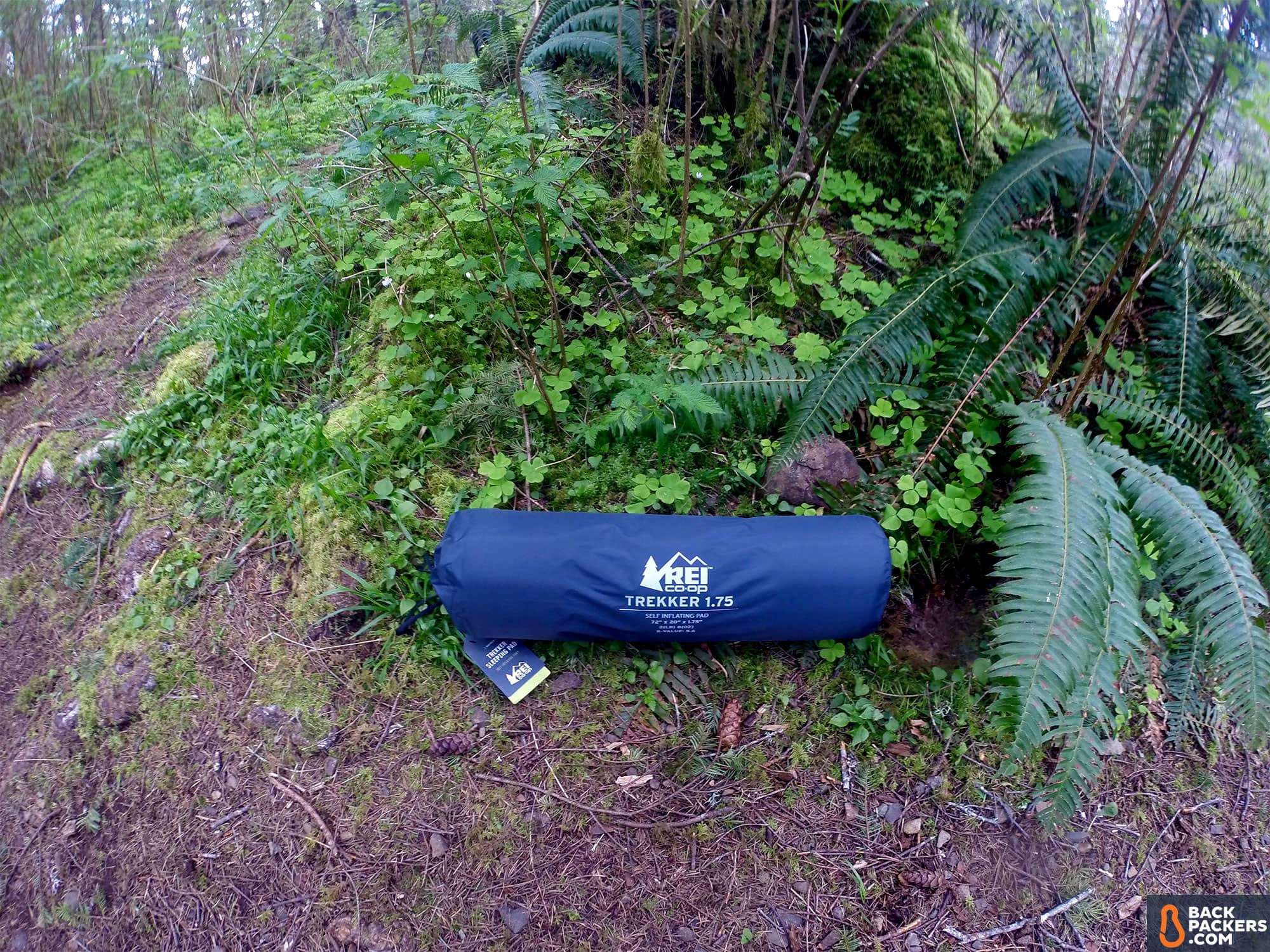 rei-trekker-1.75-self-inflating-packed-up