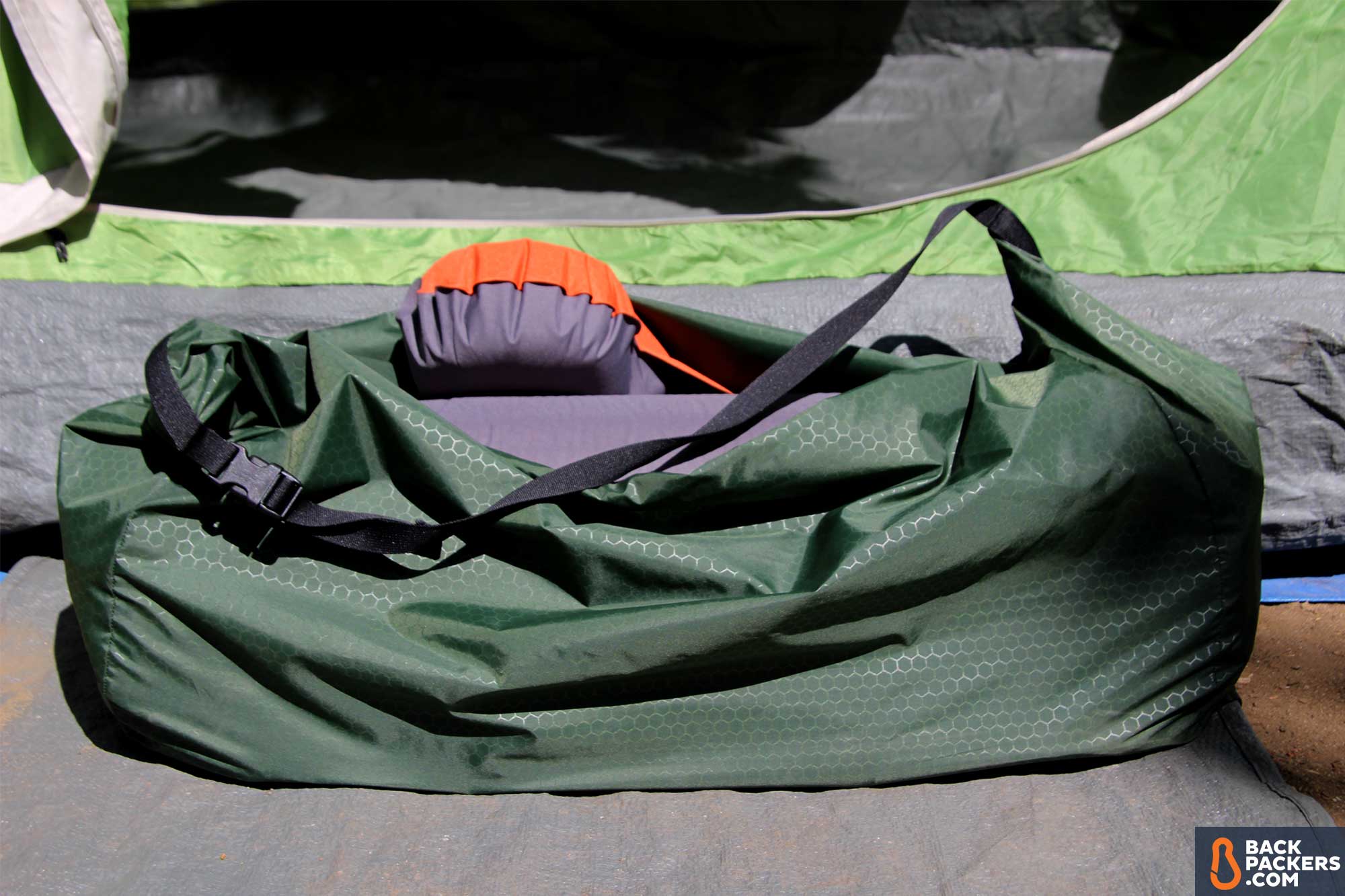 Exped-MegaMat-10-review-with-case-and-mini-pump