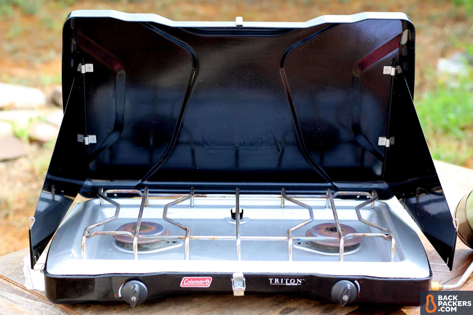 how-to-choose-the-best-camping-stove-compact-two-burner-stove
