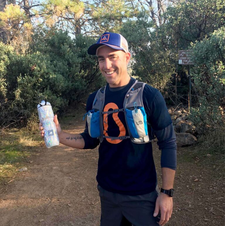 Polar-Bottle-Insulated-Sport-review-going-on-a-run-featured