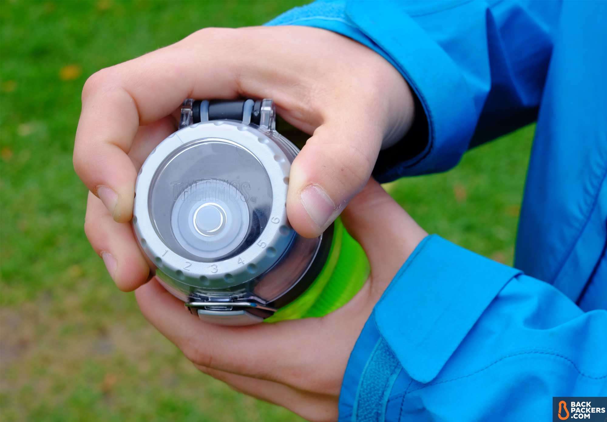 Thermos-Hydration-Bottle-review-intake-meter-2