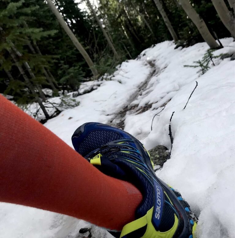 Salomon-XA-Pro-3D-review-running-on-snow-featured