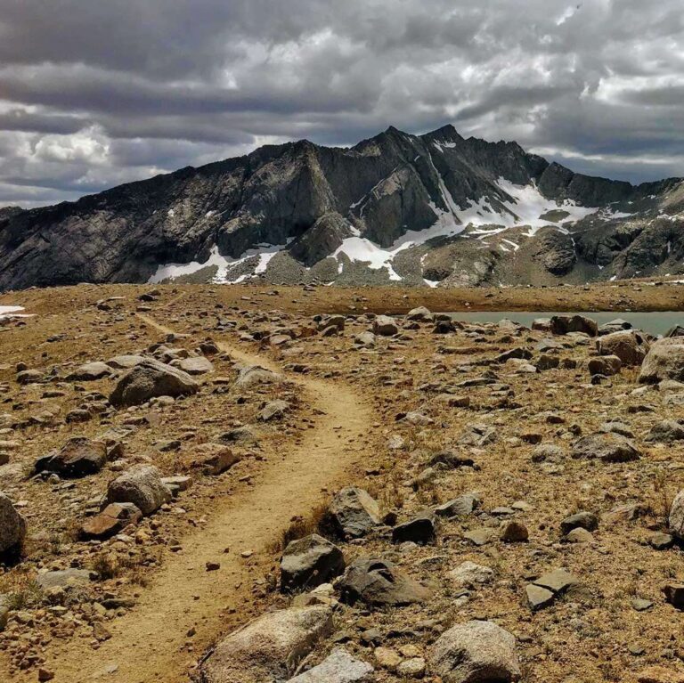 thru hiking the john muir trail 11 featured 1