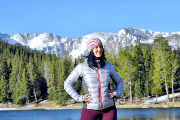 Canada-Goose-Hybridge-Lite-Jacket-review-mountains-featured-no-watermark