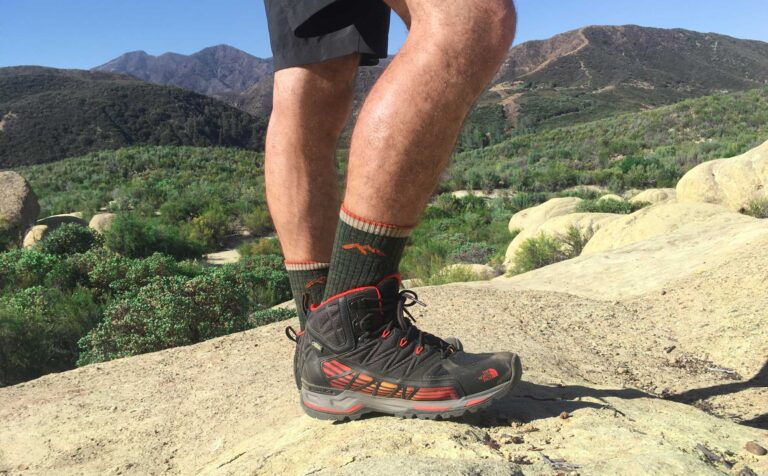 best-hiking-boots-the-north-face-ultra-gore-text-suround-hiking-featured