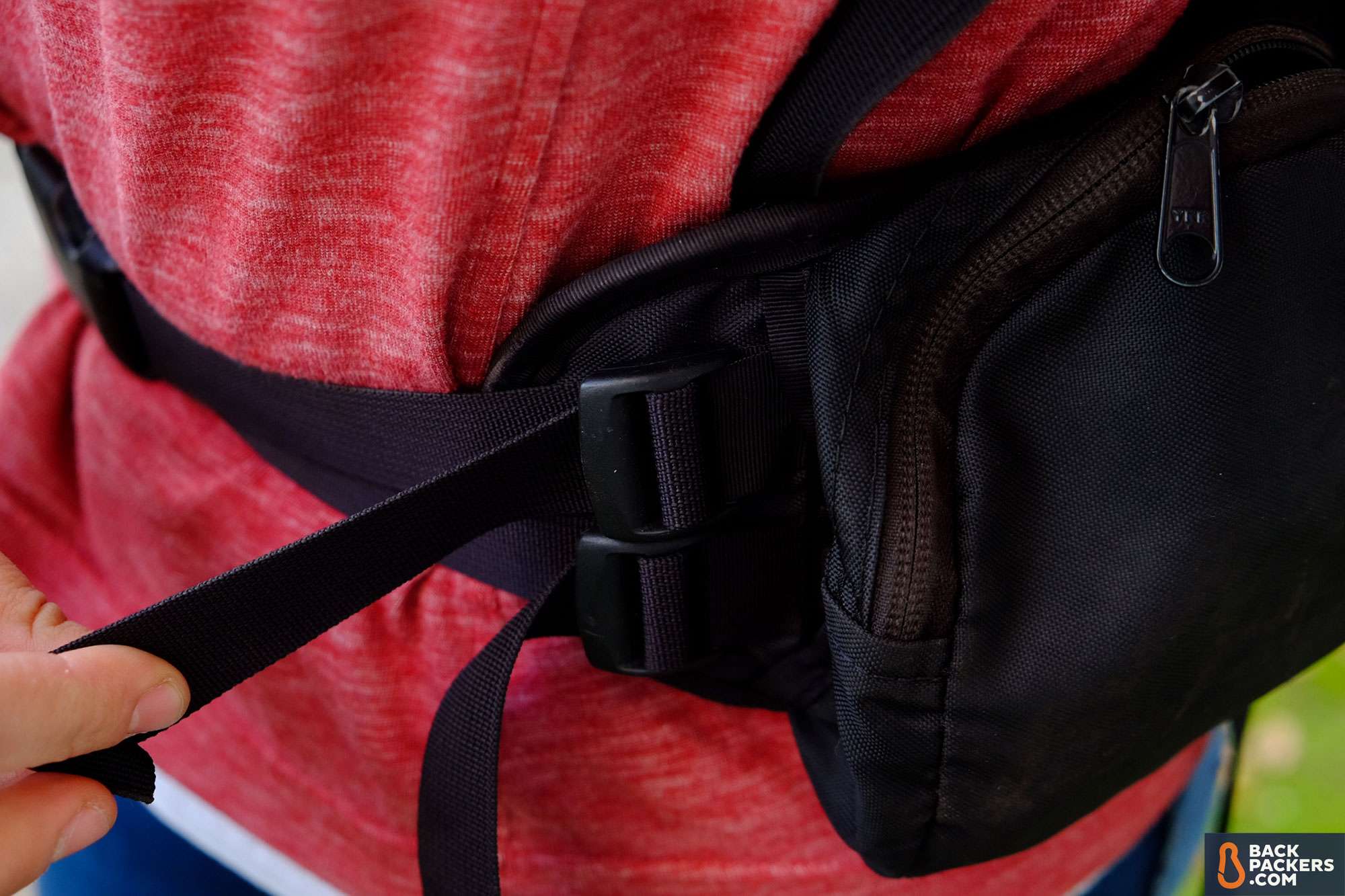 ULA-Circuit-Review-hip-belt-adjustment-2