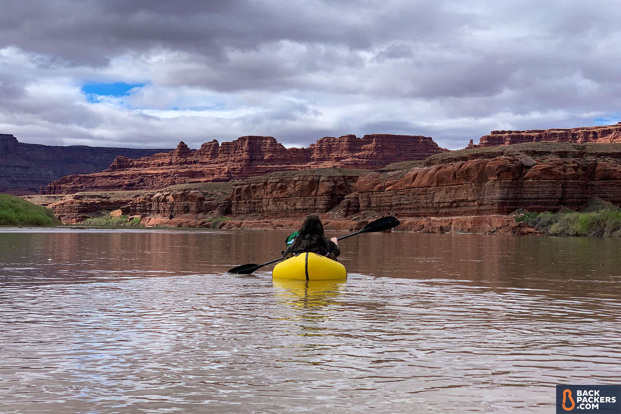 Outdoor-Research-Foray-review-paddling
