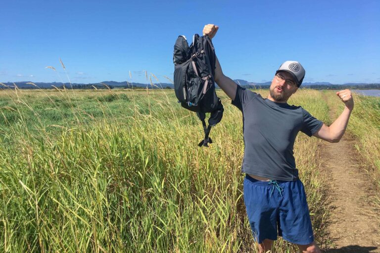 Camelbak-Rim-Runner-22-review-strong-pose-1