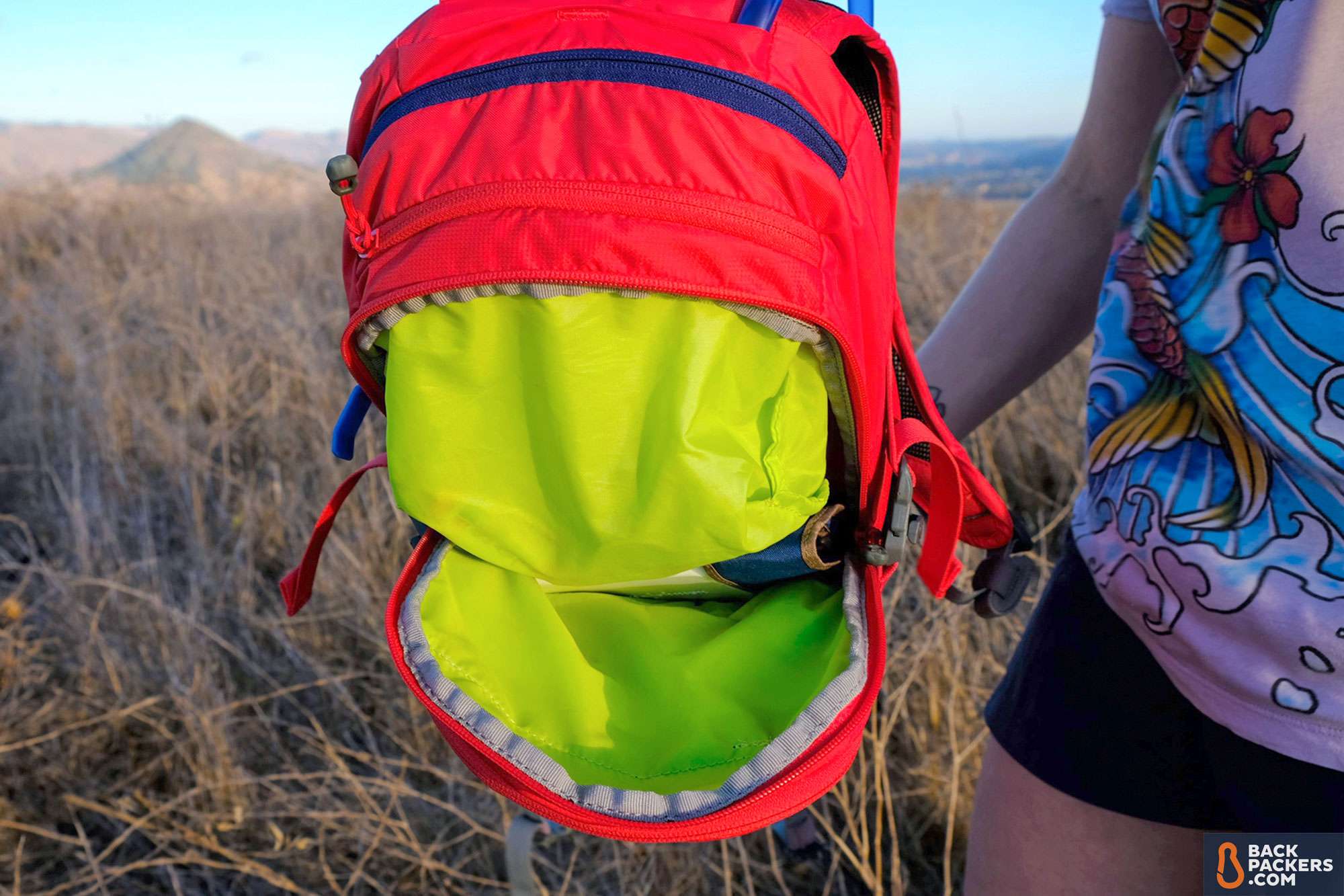 Camelbak-MULE-review-secondary-pouch