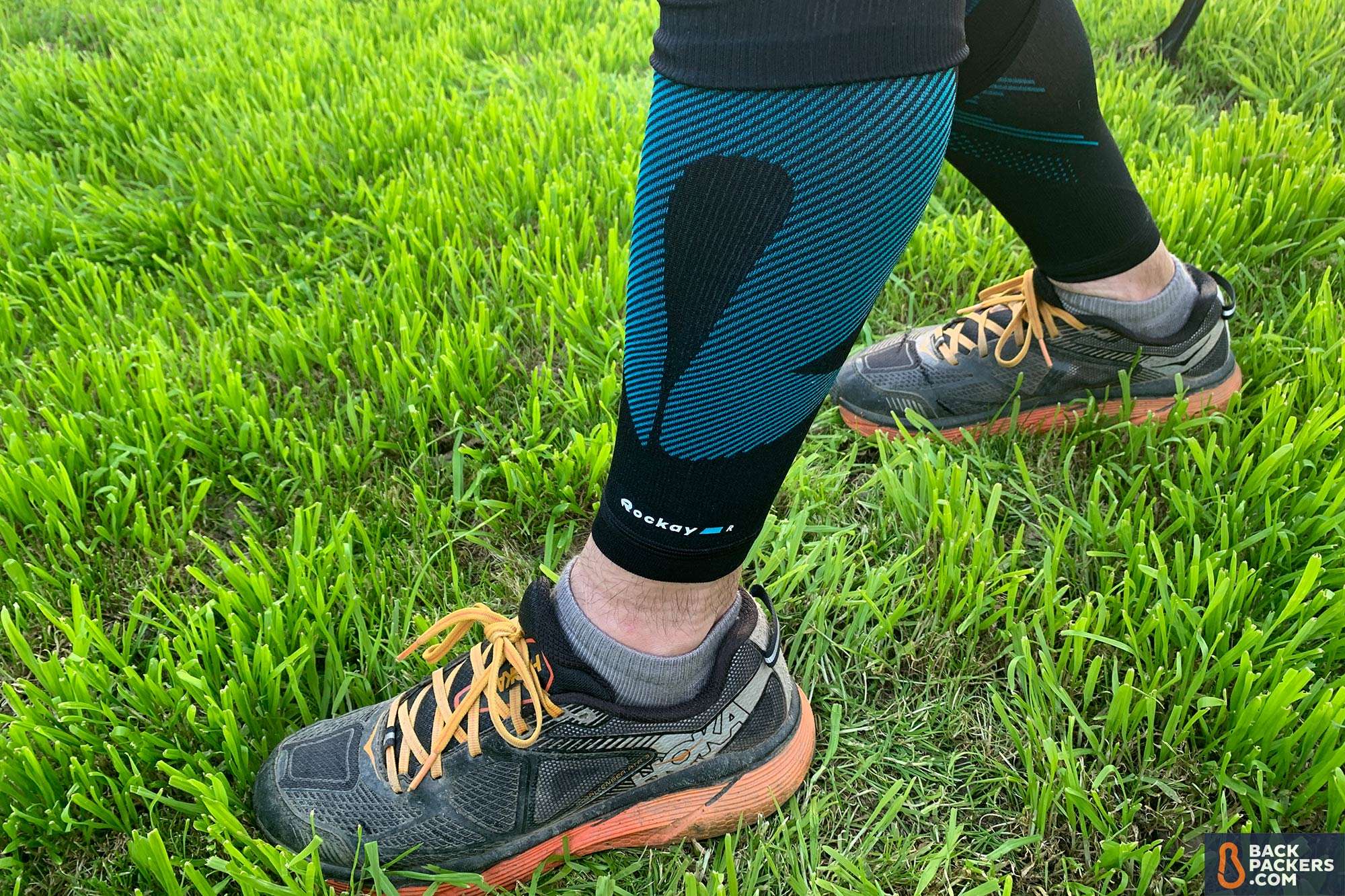 Rockay-Blaze-Compression-Sleeve-rolling-up-sleeve