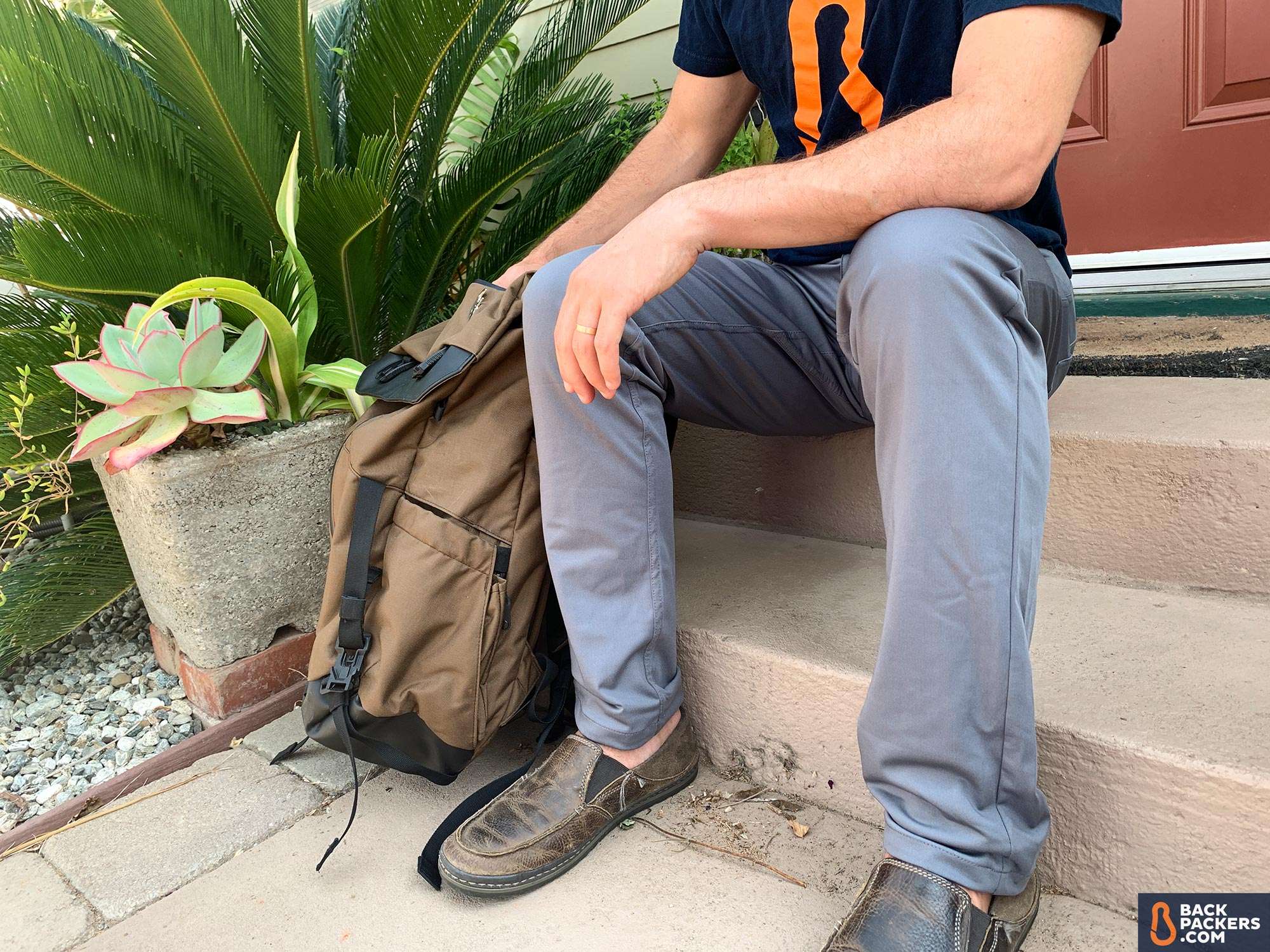 Barbell-Apparel-Anything-Pant-sitting-2