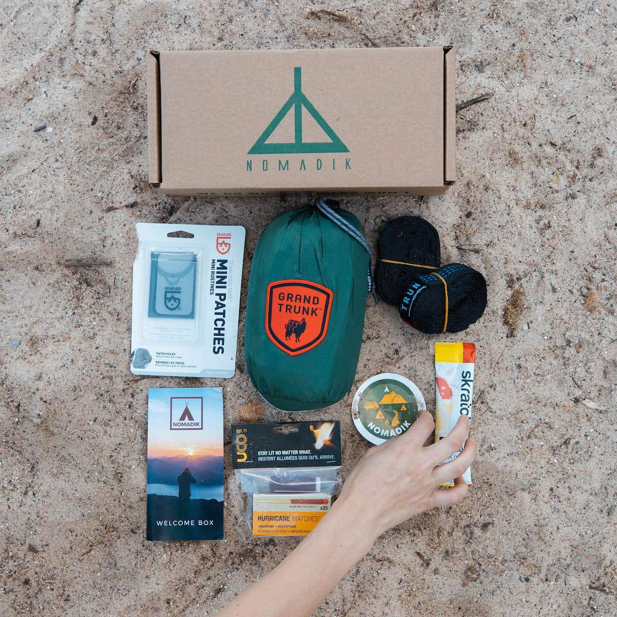The-Nomadik-Welcome-Box-flat-lay-1