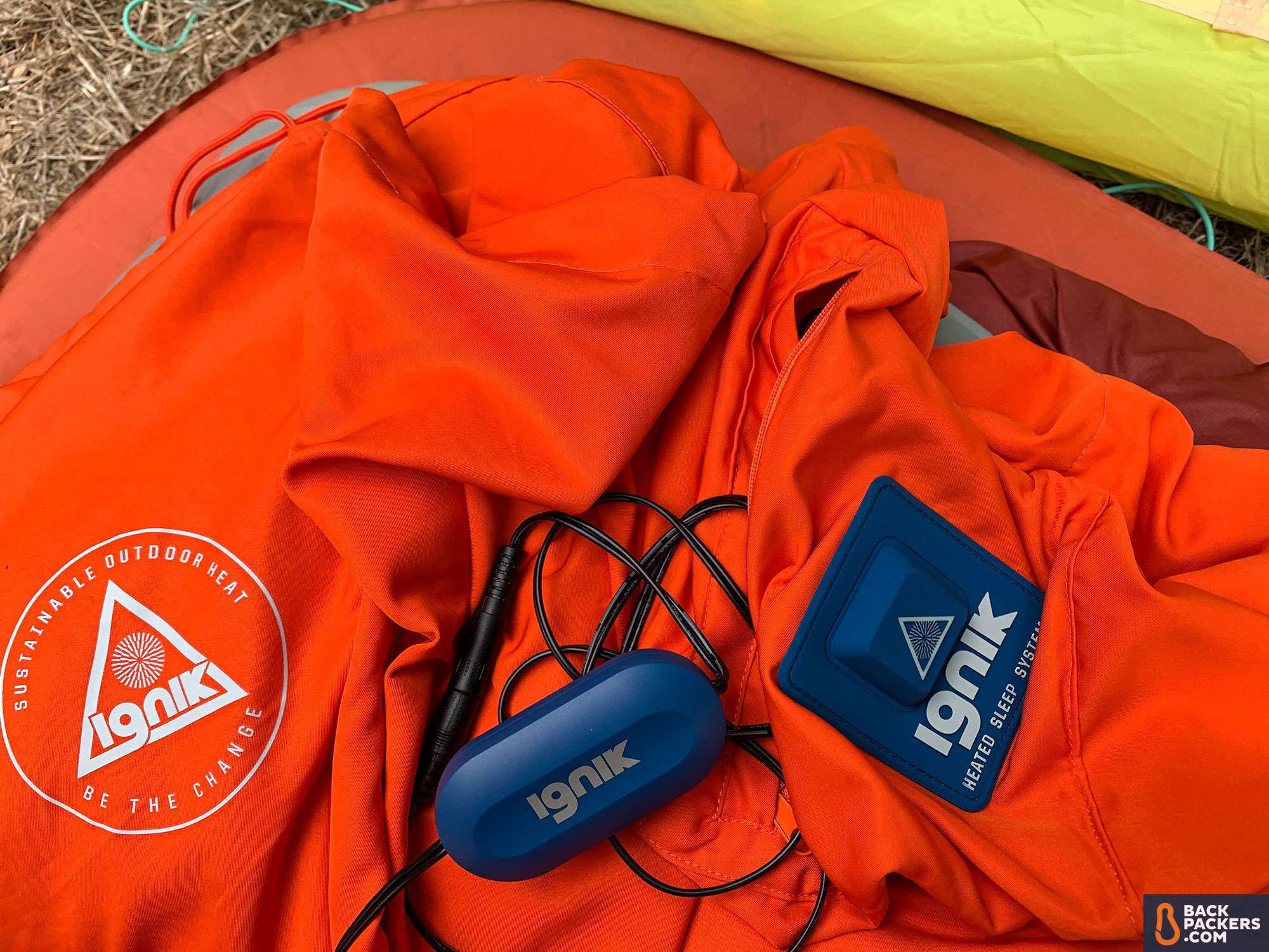 Ignik-Heated-Sleeping-Bag-Liner-ignik-charging-system
