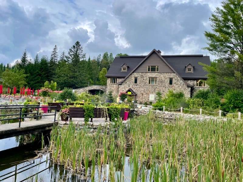 Quebec's Explorer's Route: An Adventurous Canadian Road Trip 2 Sentier des cimes
