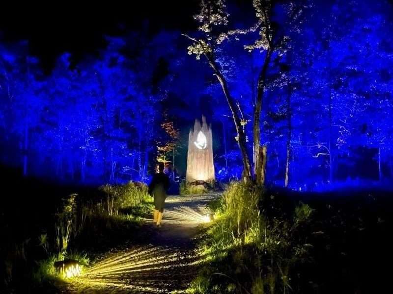 Quebec's Explorer's Route: An Adventurous Canadian Road Trip 4 Tonga Lumina