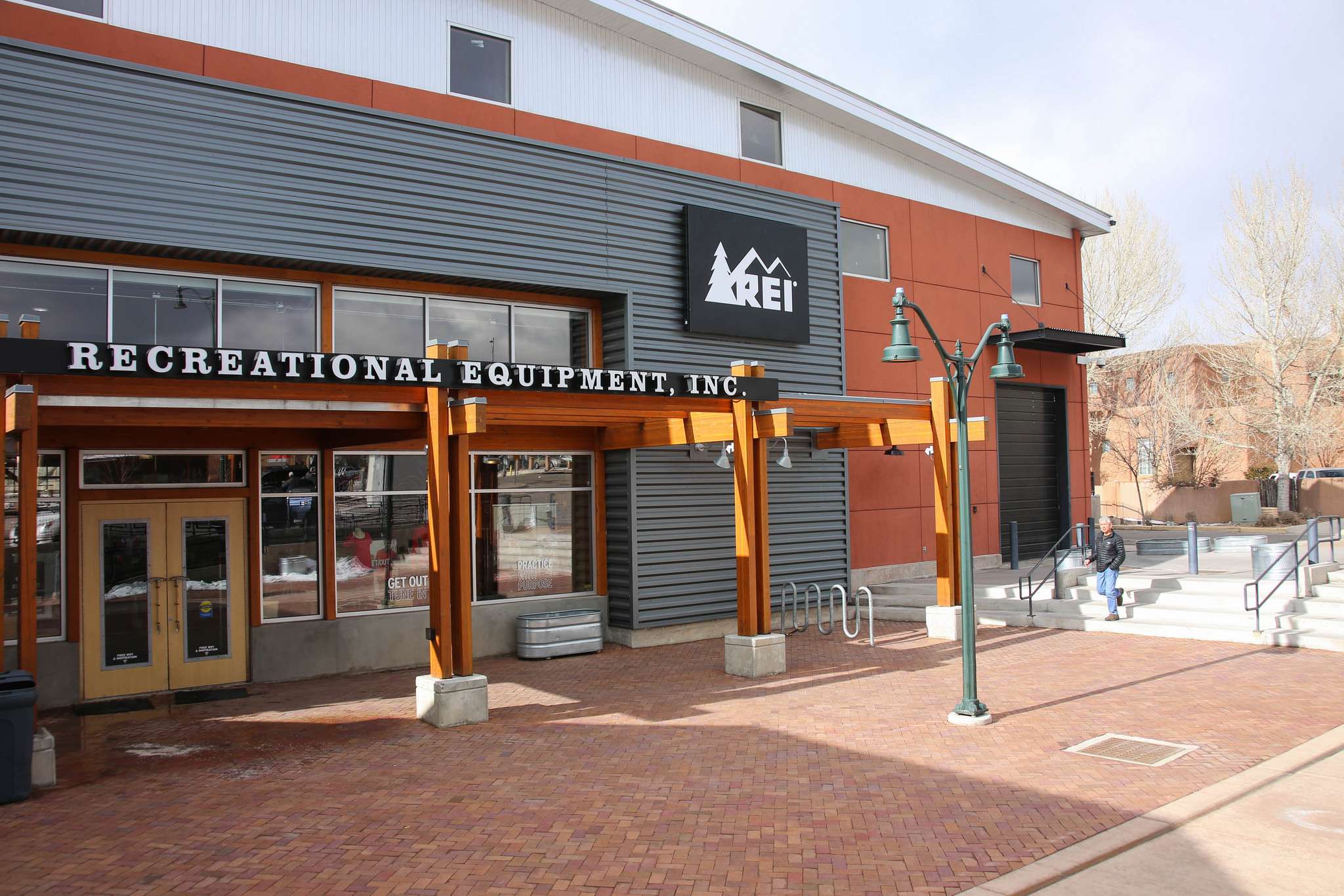 REI Garage Sale: Tips for the Uninitiated (Now Re/Supply) 3 REI Garage Sale NM Store