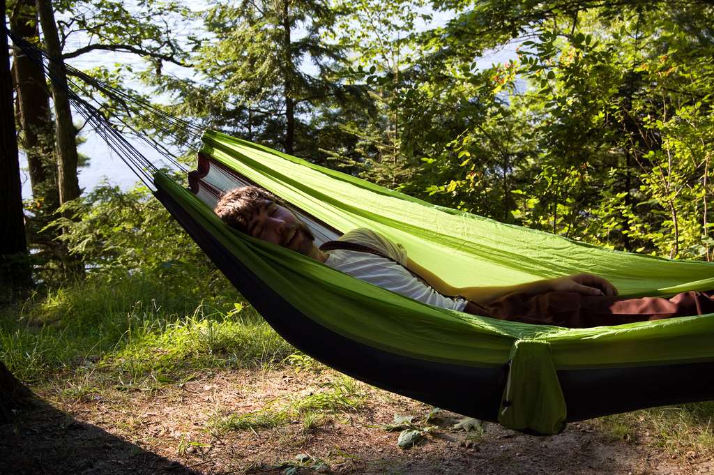 Learn How to Hammock with Serac's Free eBook 3 Oceanside Relaxation how to hammock