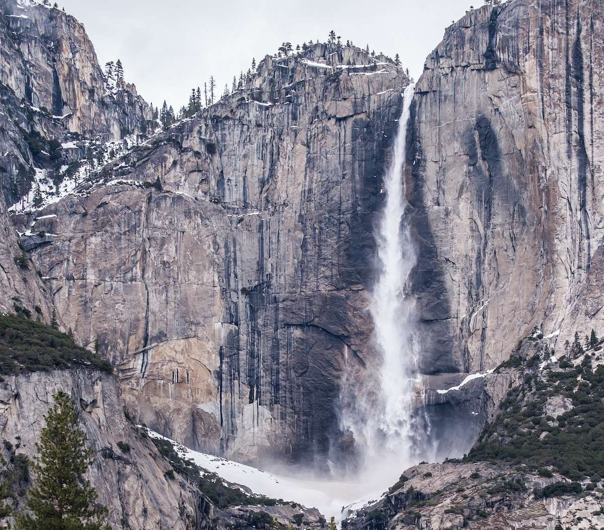 The Top 8 Day Hikes in Yosemite National Park 3 Hikes in Yosemite National Park yosemite falls