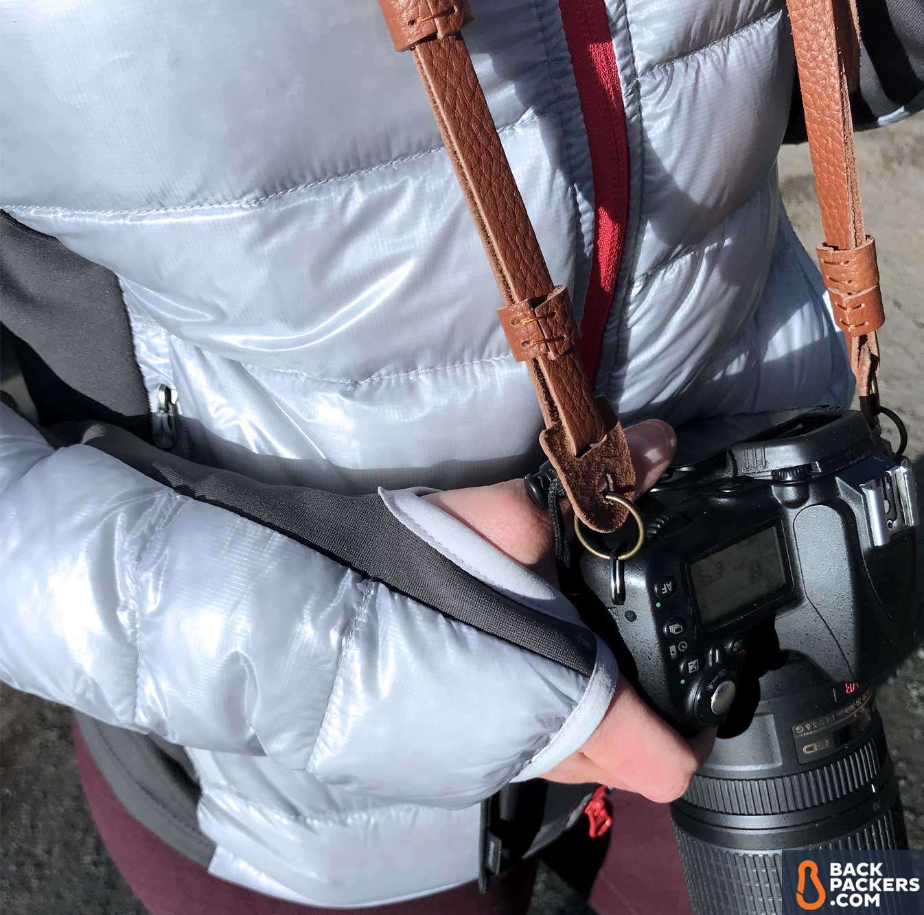 Canada Goose Hybridge Lite Jacket Review 8 Canada-Goose-Hybridge-Lite-Jacket-review-thumb-holes