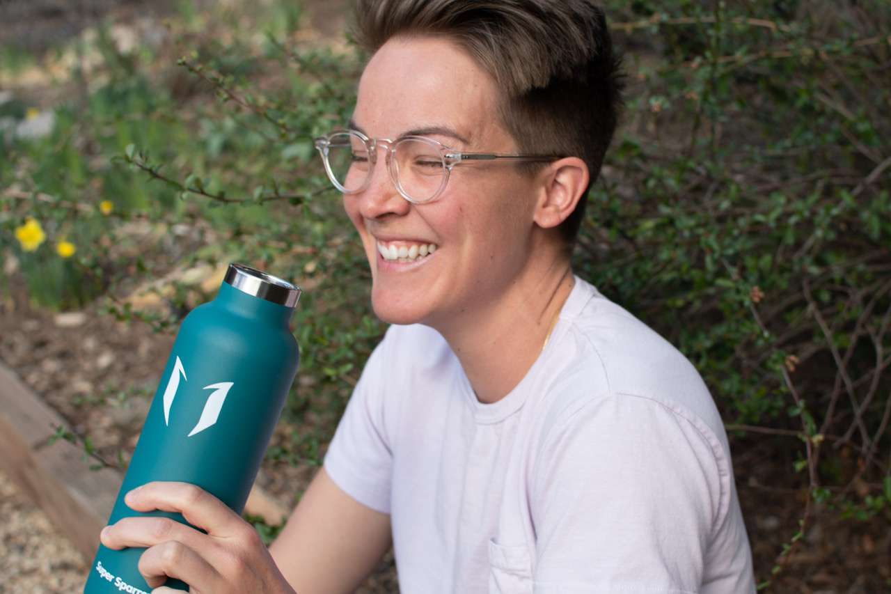 Super Sparrow Ultra-Light Series: Water Bottle Review 3 Supper Sparrow happy