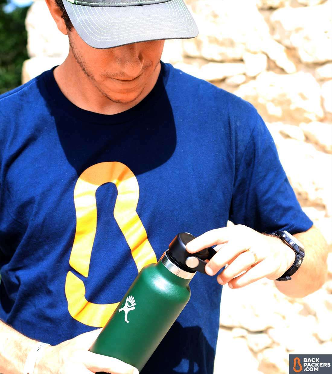 Hydro Flask 24 oz Insulated Bottle Review 6 Hydro-Flask-24-oz-Bottle-review-holidng-bottle-2