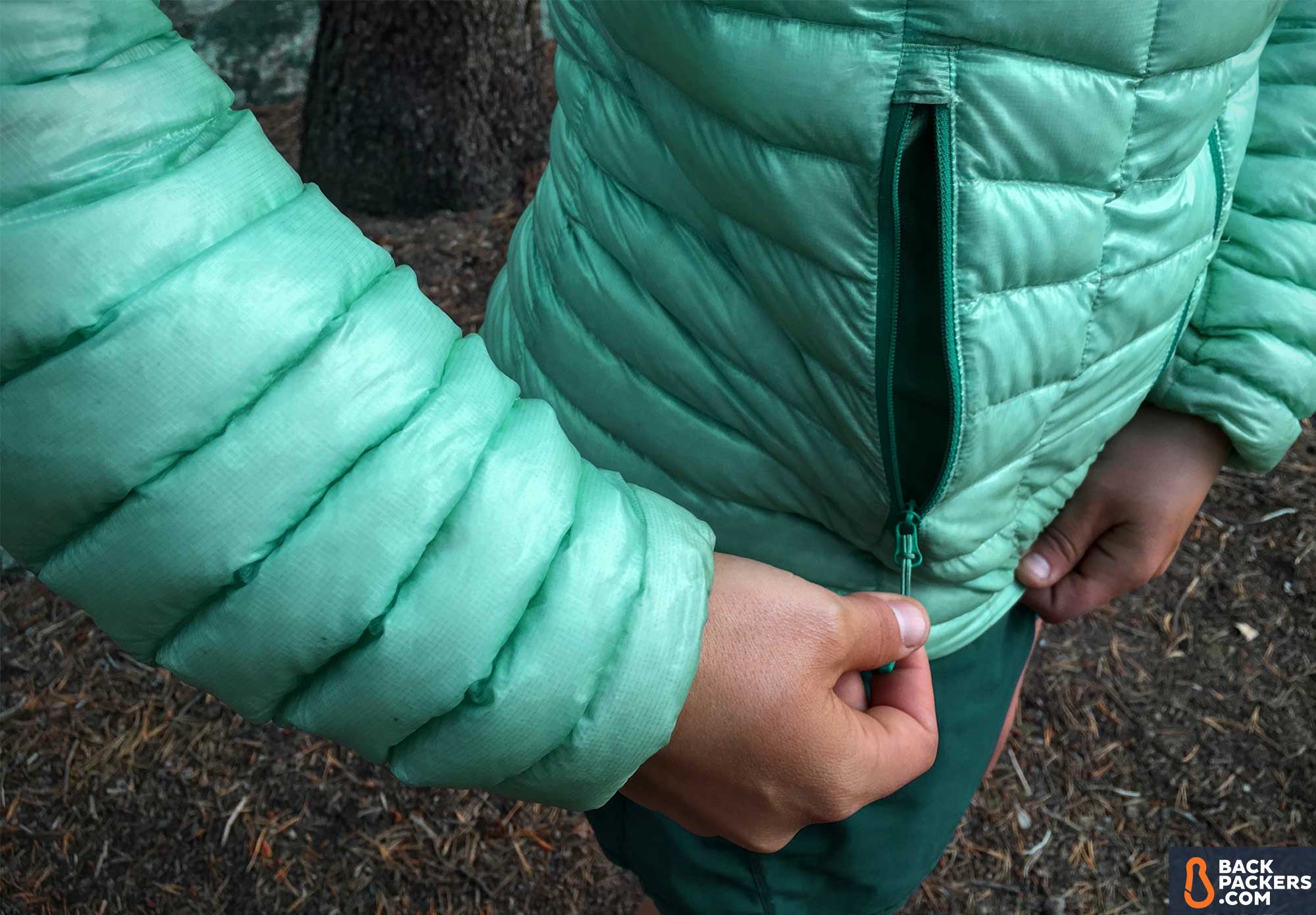Mountain Hardwear Ghost Whisperer Hooded Review 5 Mountain-Hardwear-Ghost-Whisperer-Hooded-review-zippered-pocket