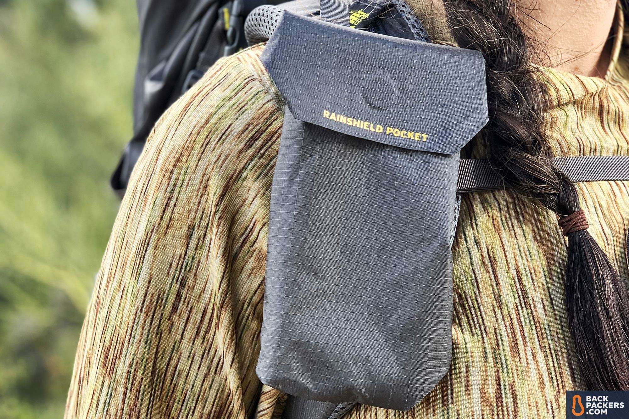 REI Flash 55 Review: Ultralight Meets Affordable 6 REI-Flash-55-packmod-shoulder-strap-pocket