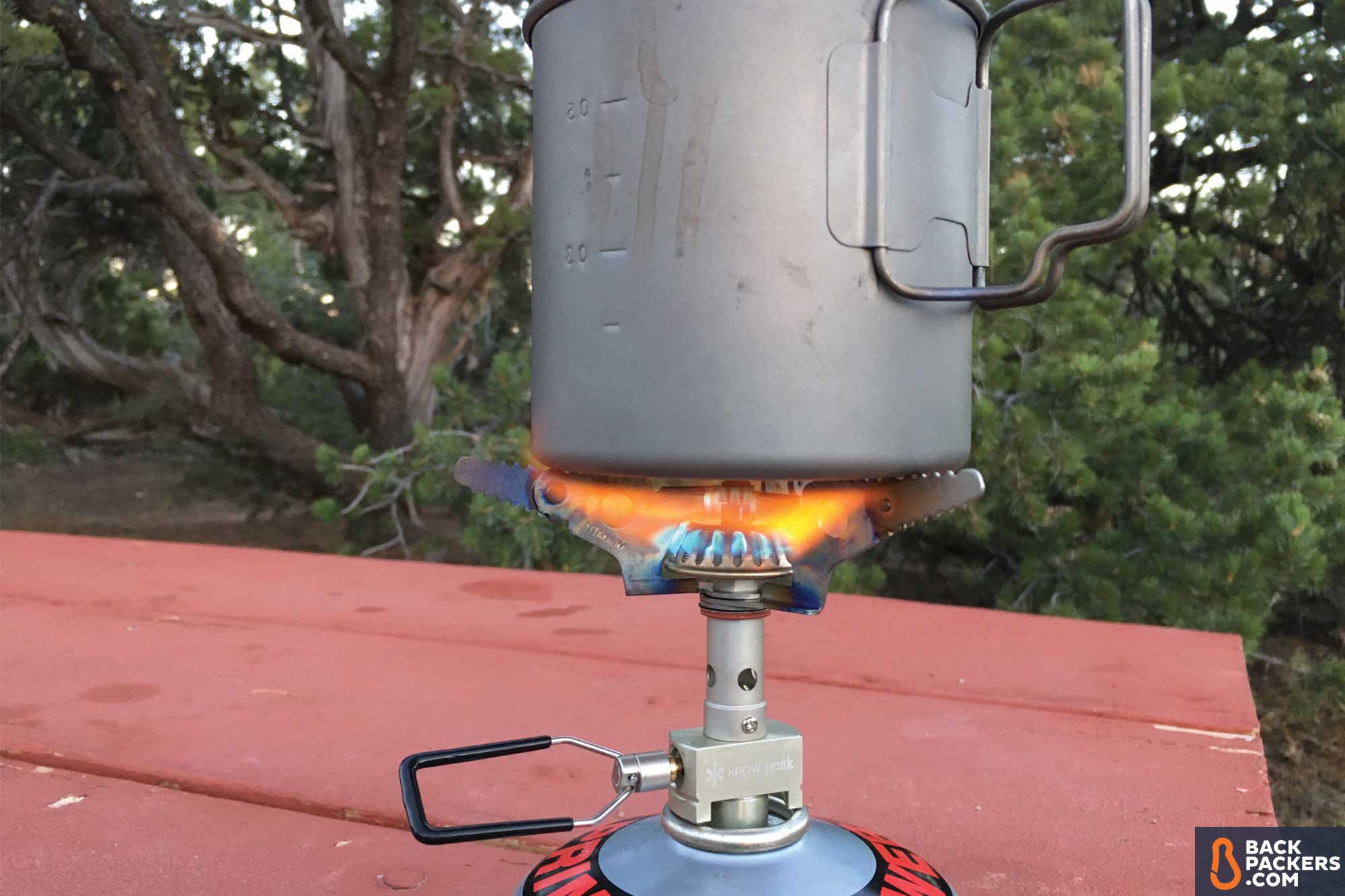 Snow Peak LiteMax Stove Review 5 Snow-Peak-LiteMax-stove-review-close-up-of-burning-with-pot