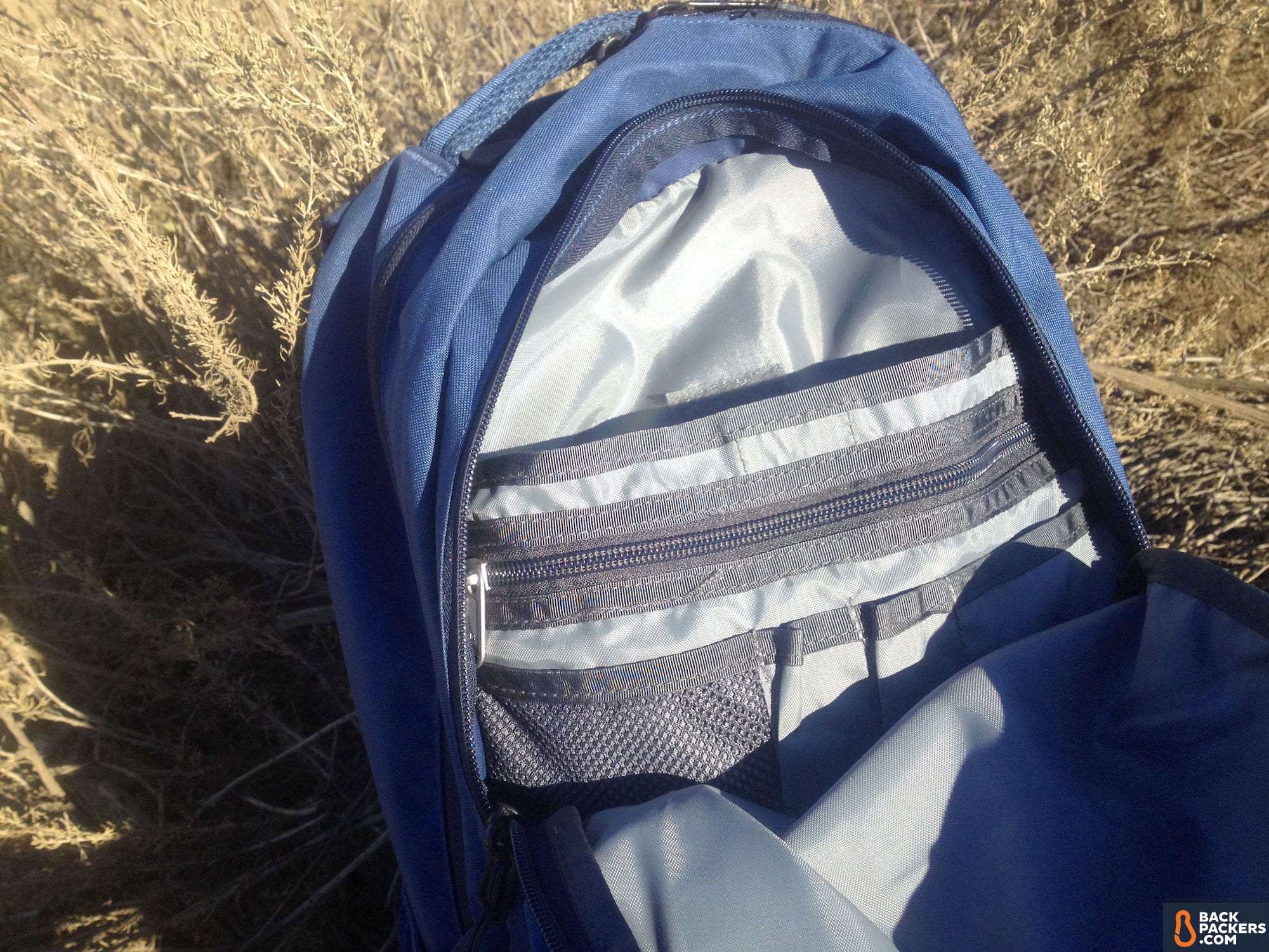 The North Face Jester Backpack Review 5 the-north-face-jester-second-zipper