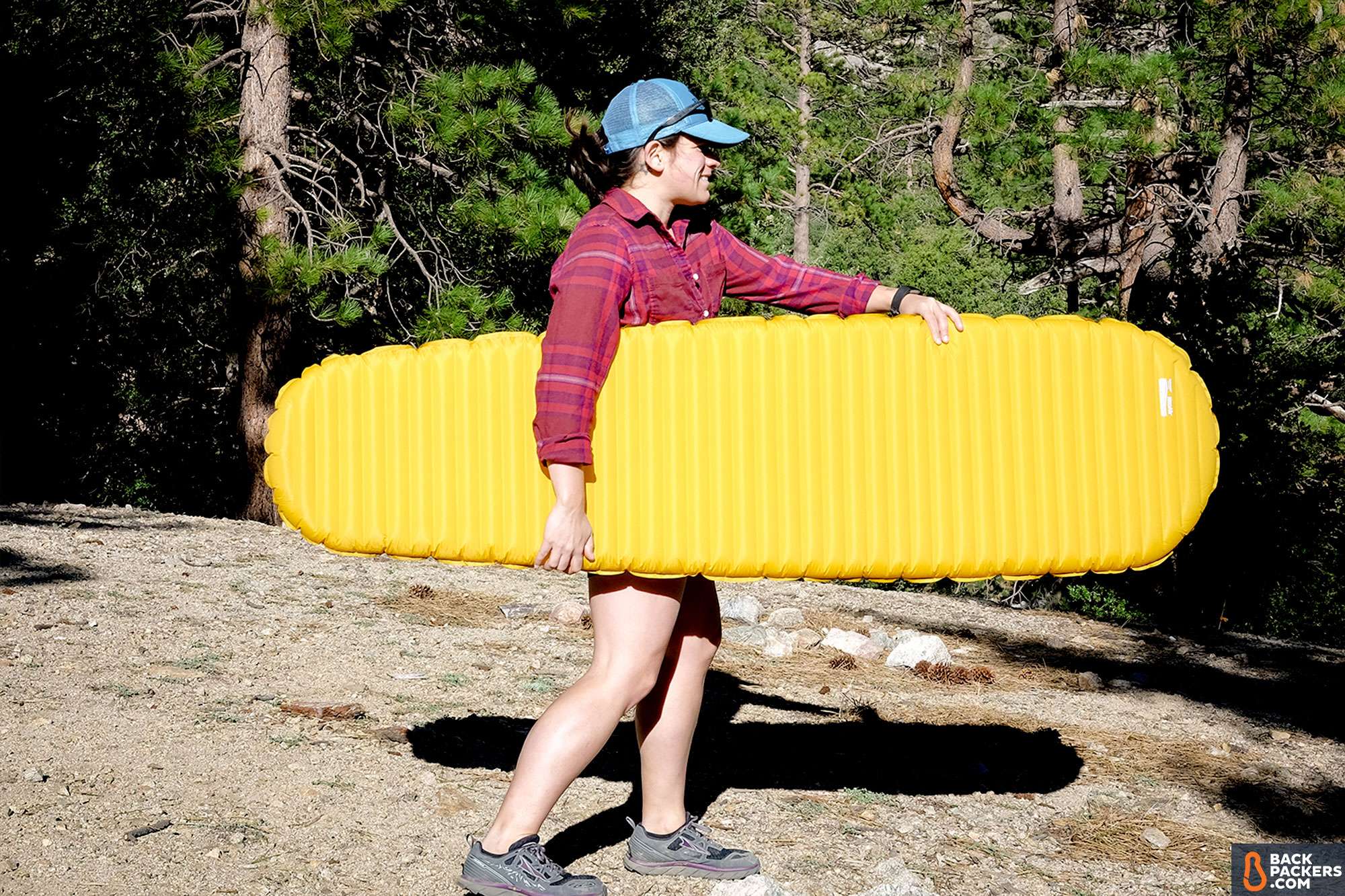 Therm-a-Rest-NeoAir-XLite-review-mummy-shape-carrying-pad