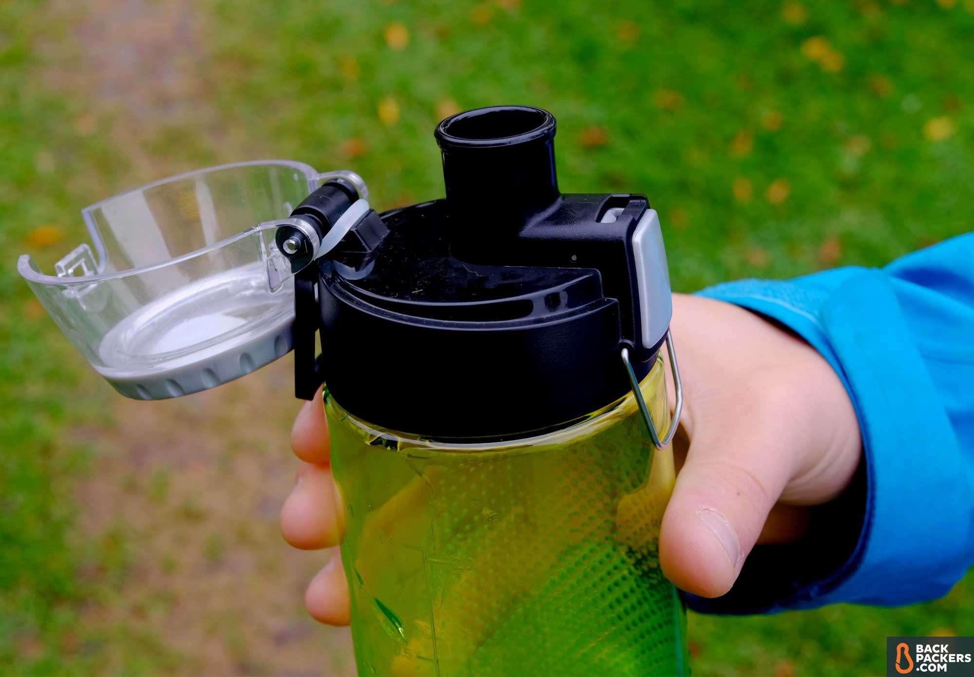 Thermos Hydration Bottle Review 2 Thermos-Hydration-Bottle-review-lid-flipped-open