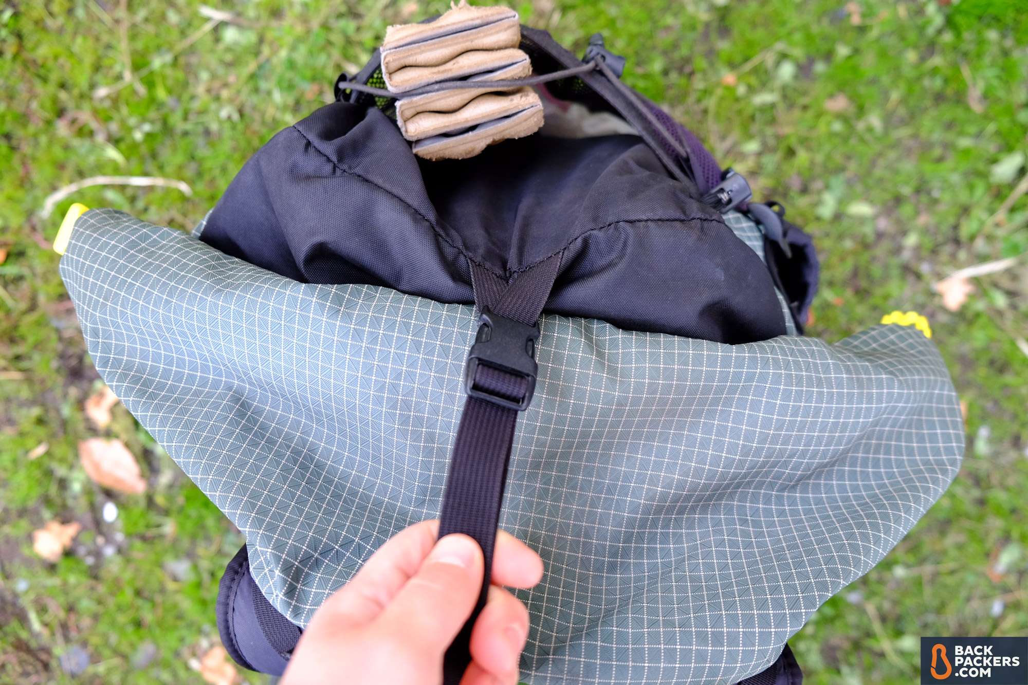 ULA Circuit Backpack Review 5 ULA-Circuit-Review--roll-top-closure
