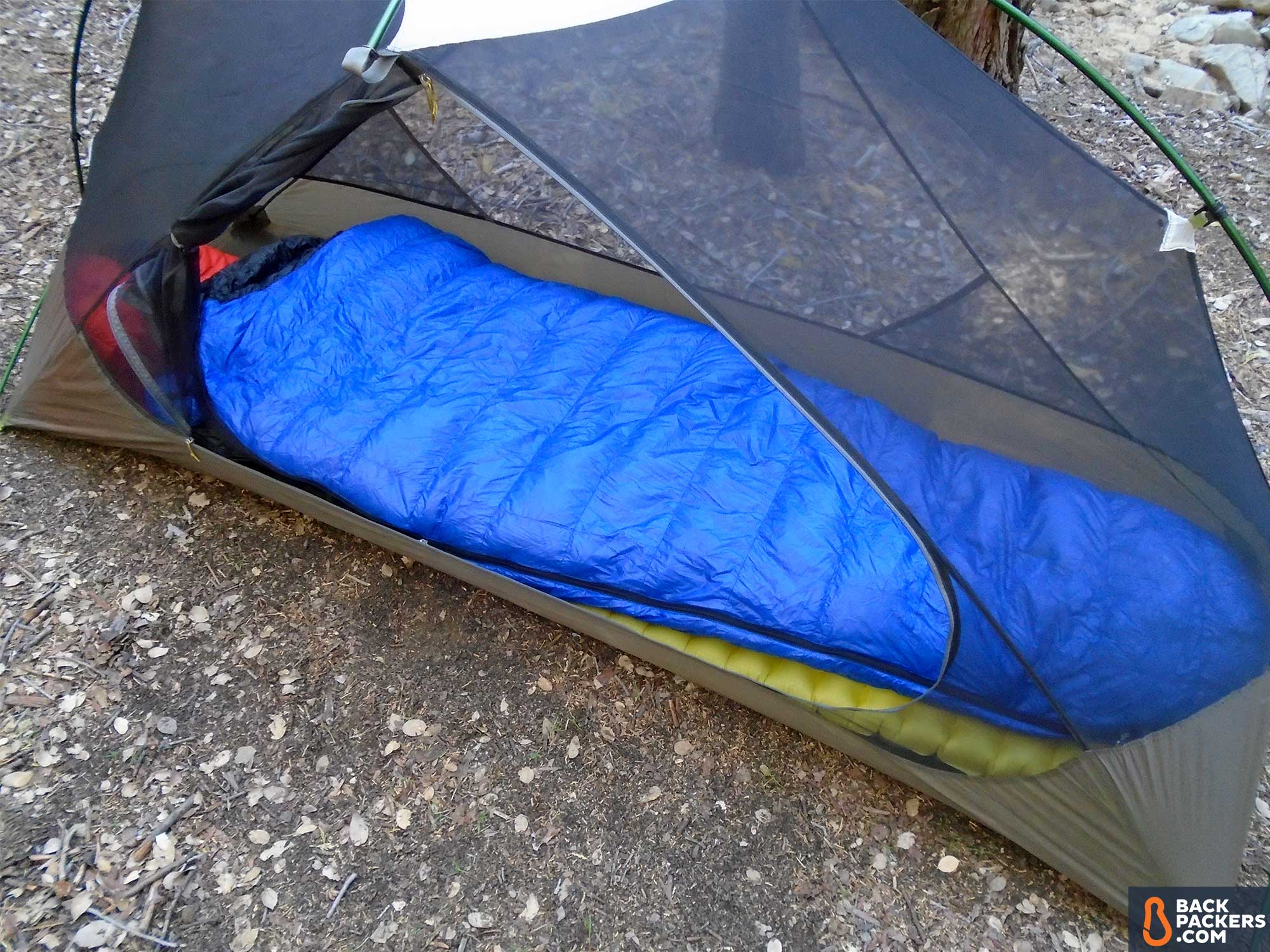 Western Mountaineering UltraLite Sleeping Bag Review 1 Western-Mountaineering-UltraLite-review-sleeping-mummy-bag-featured
