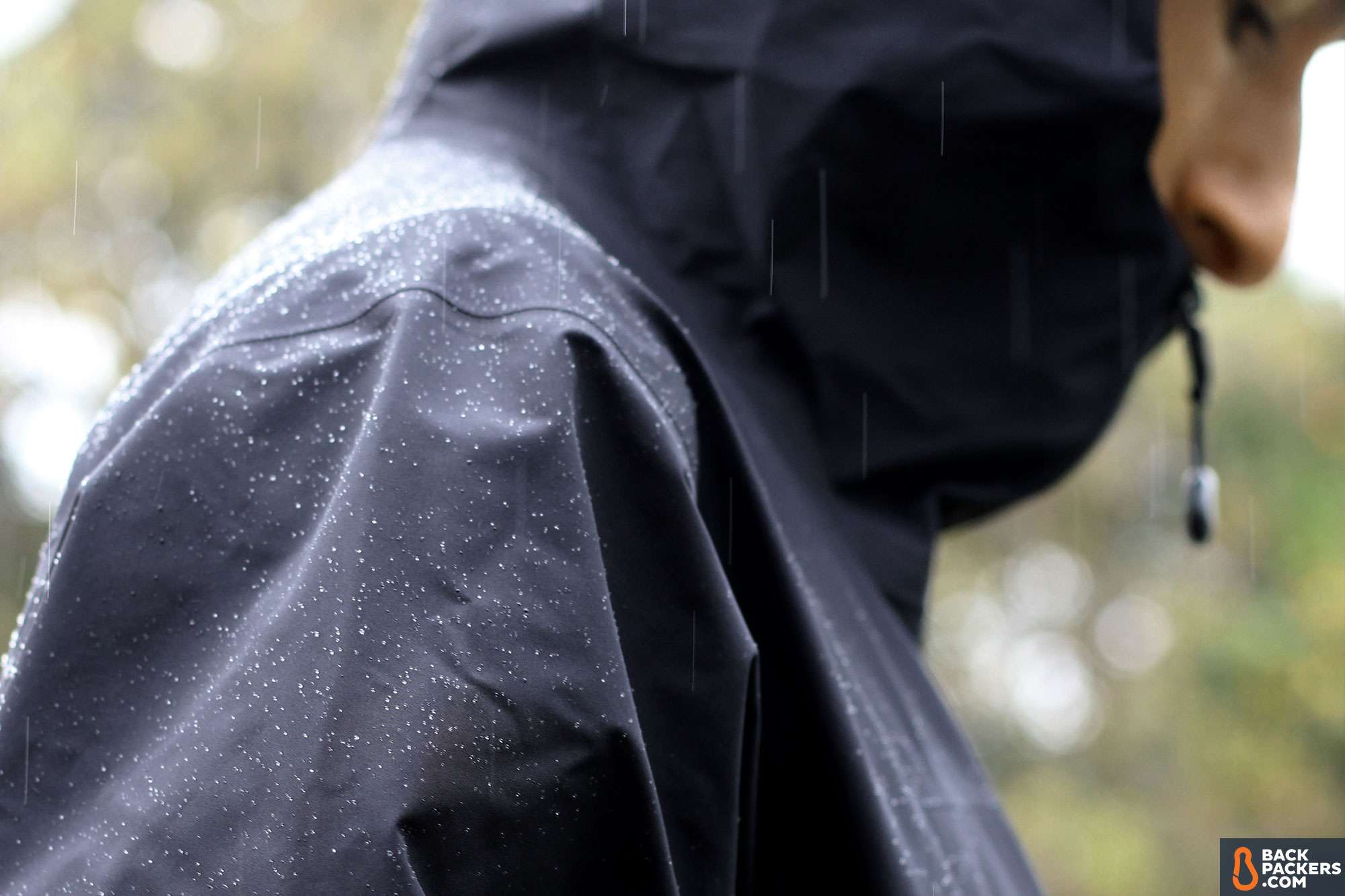 Arc'teryx Zeta LT Rain Jacket Review 3 Arc'teryx-Zeta-LT-water-beading