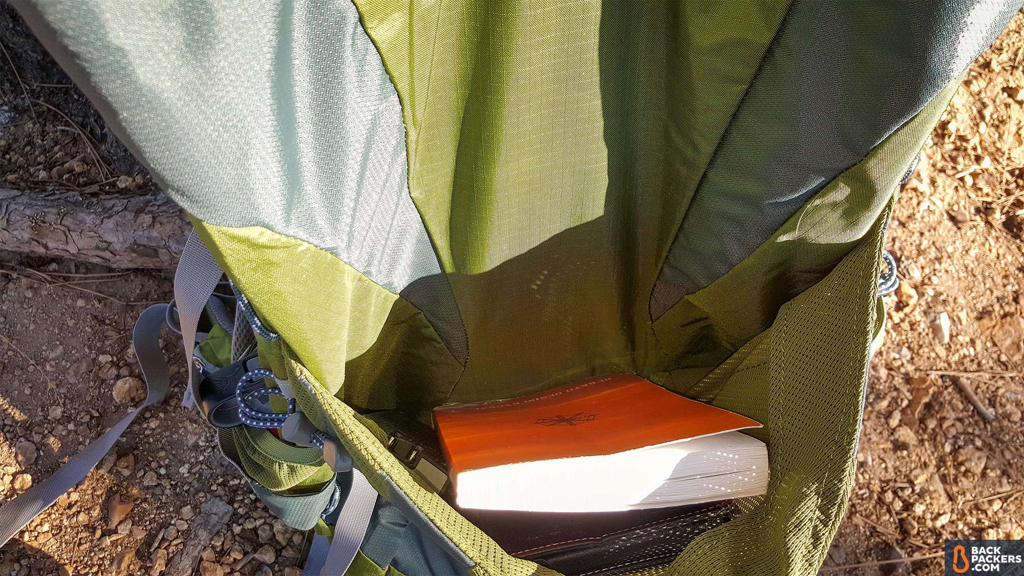 Deuter ACT Lite 65+10 Backpack Review 9 deuter-act-lite-65-10-mesh-pocket