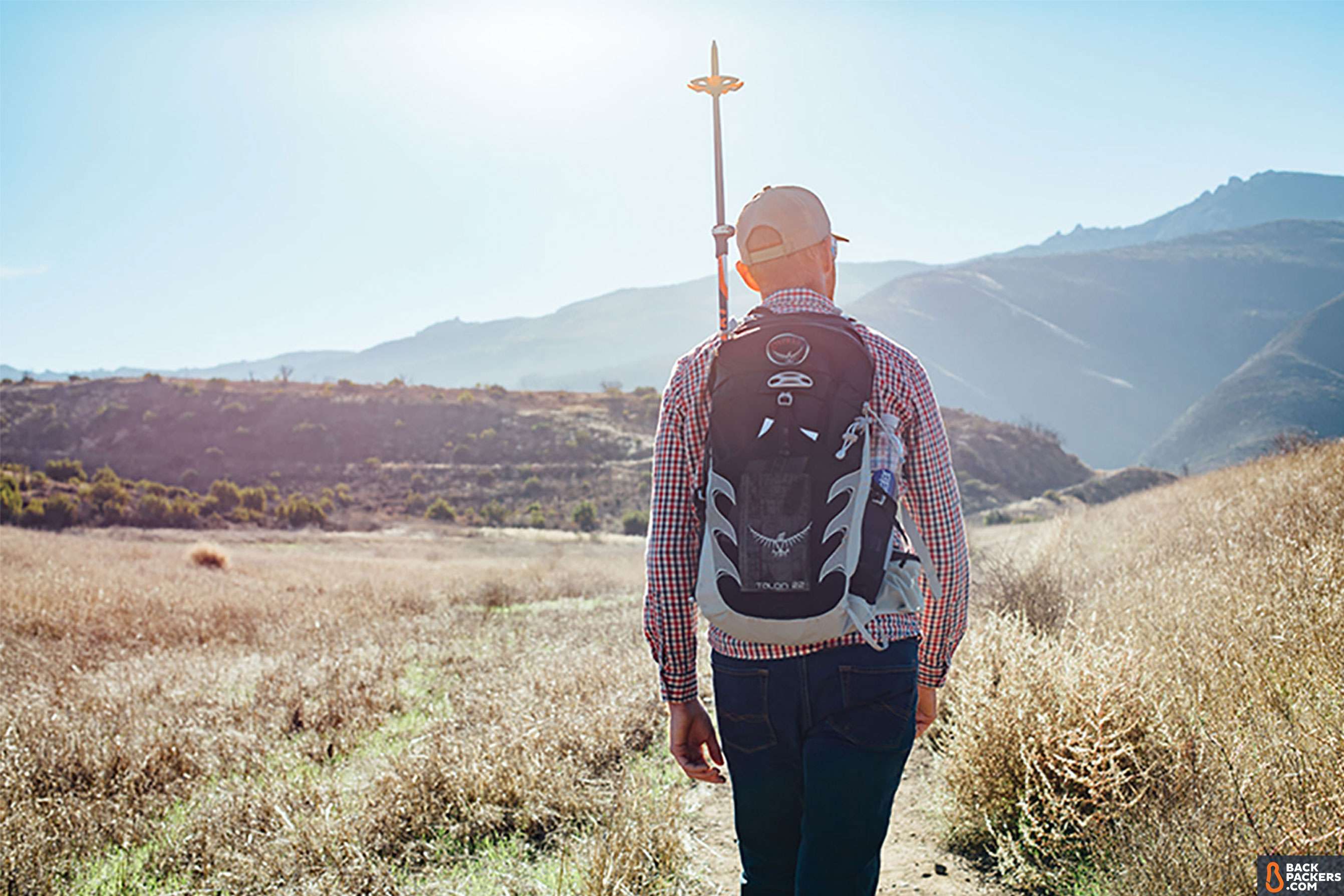 Osprey Talon 22 Backpack Review 5 osprey-talon-22-trekking-pole