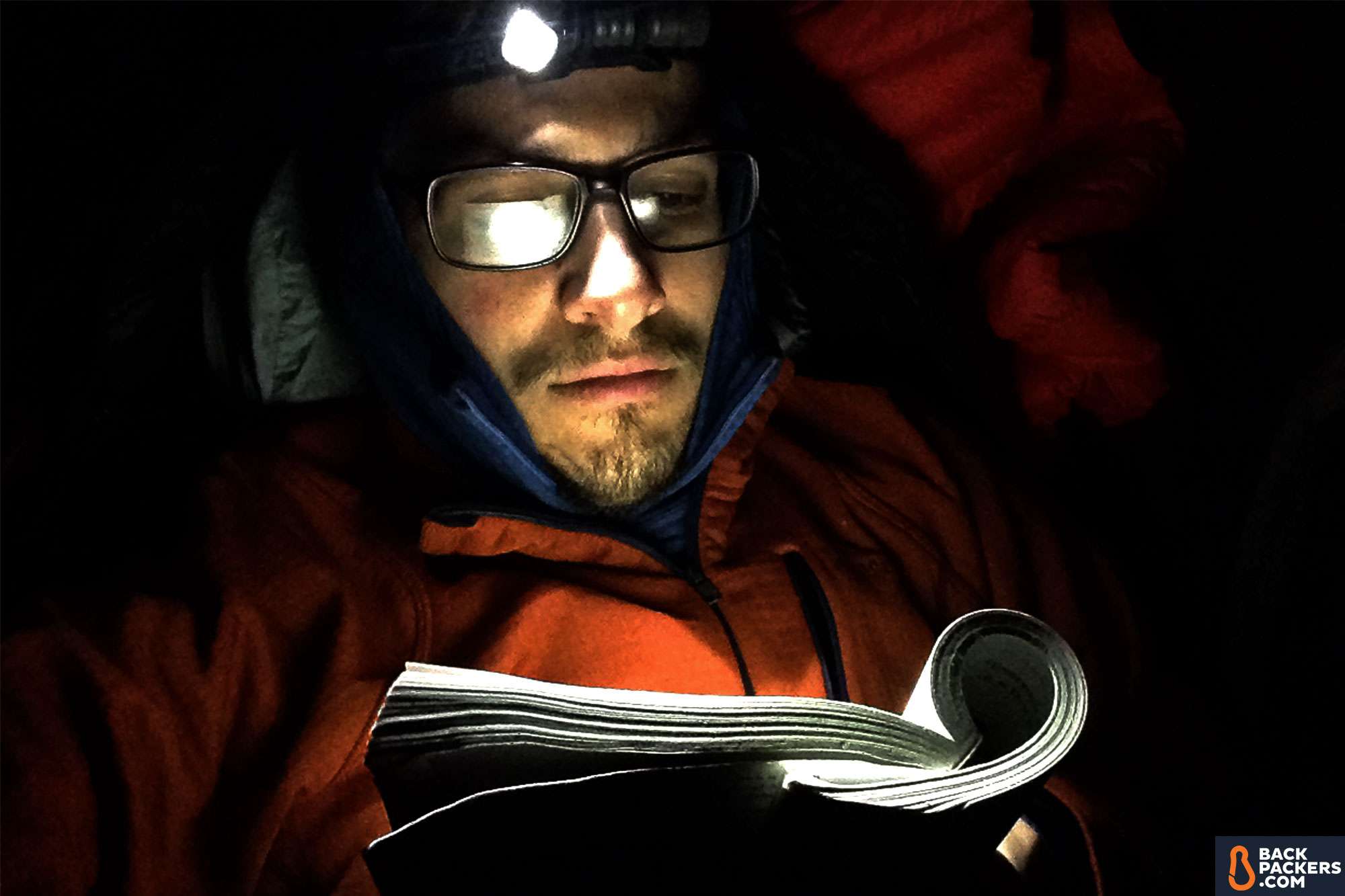 ZebraLight H52w AA Neutral White Headlamp Review 6 Zebralight-H52w-reading